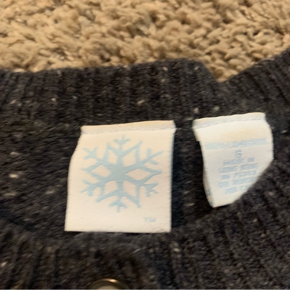 Snowflake Lambs Wool Button Down Sweater Small - Picture 4 of 6